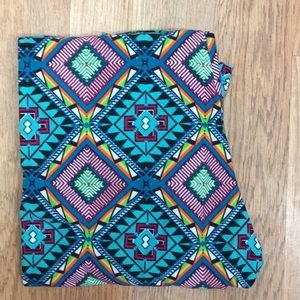 NWOT OS Lularoe leggings, made in China.